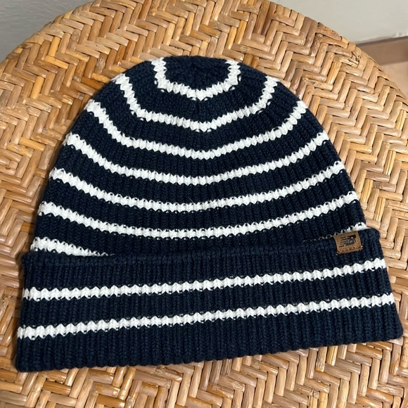 New Balance Accessories - New Balance navy blue and white striped knit beanie